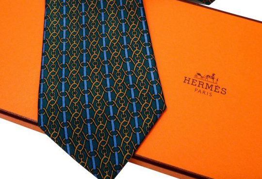 کراوات اختراع ایرانیان برای اولین بار
