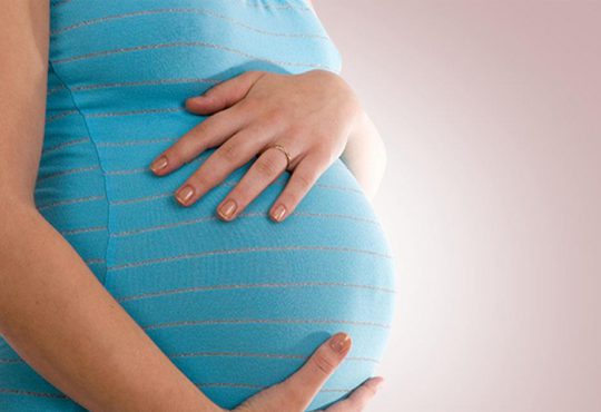 آنچه در ماه اول بارداری باید بخورید