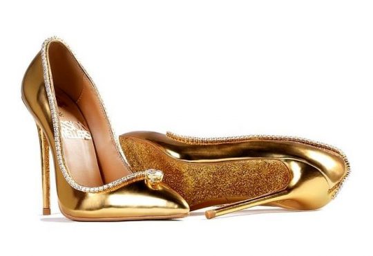 17 میلیون دلار برای گران‌ترین کفش‌ زنانه جهان