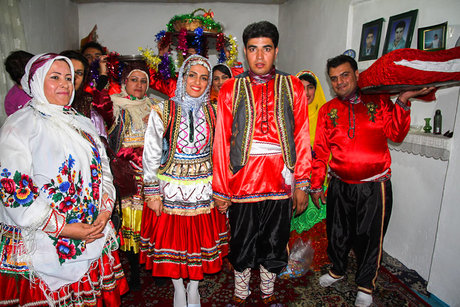 گران‌ترین لباس بومی ایران