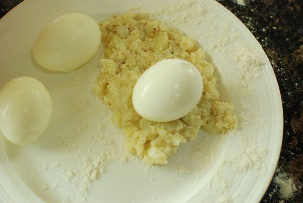 تخم مرغ با روکش پوره سیب زمینی