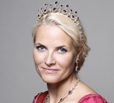 زیباترین جواهرات پرنسس نروژ مِت ماریت