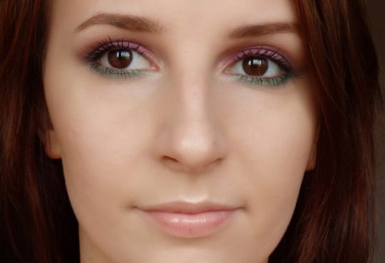 آموزش آرایش چشم صورتی و سبز
