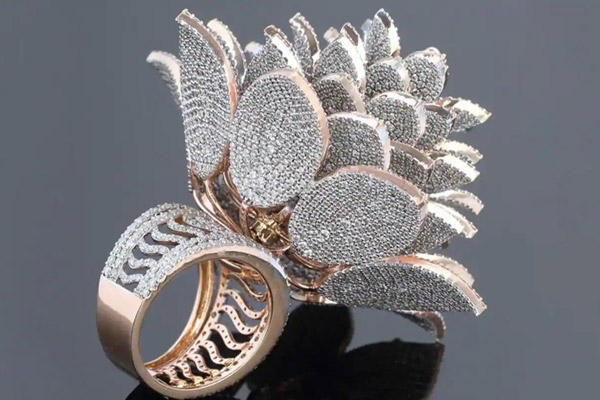 انگشتر الماس طراح هندی در کتاب رکوردهای گینس