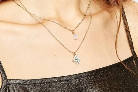 مدل جواهرات ASOS 9