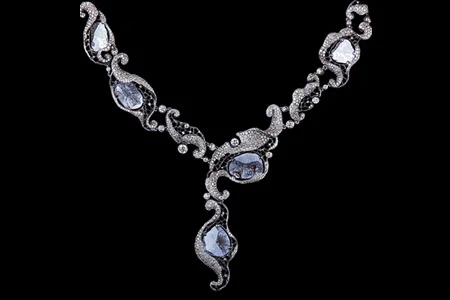 مدل جواهرات برند Jewellery Theatre 11