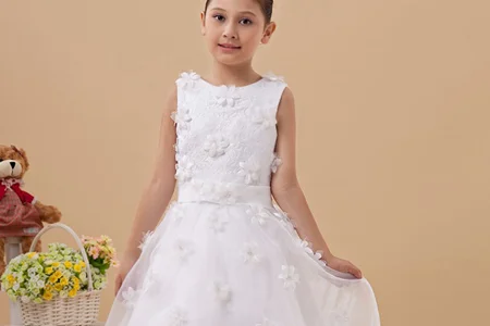 مدل لباس عروس دخترانه 10
