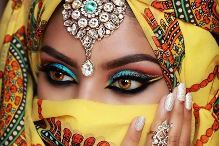 مدل آرایش چشم هندی 9
