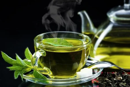 خاصیت چای سبز برای صورت و موی شما 1