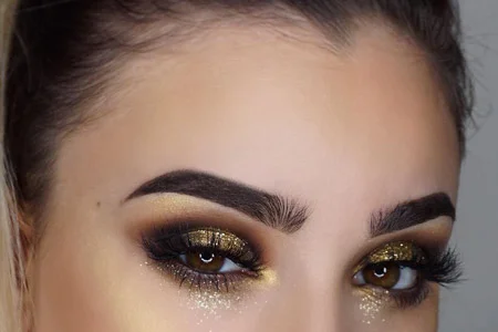 مدل آرایش چشم و صورت 10