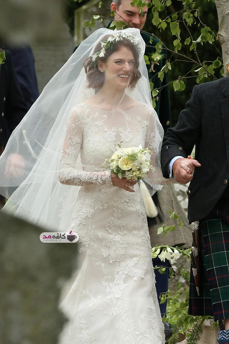 rose-leslie-seen-arriving-at-her-wedding-with-kit-harington-in-scotland-11