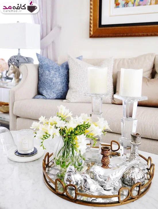 چیدمان میز جلومبلی با اکسسوری