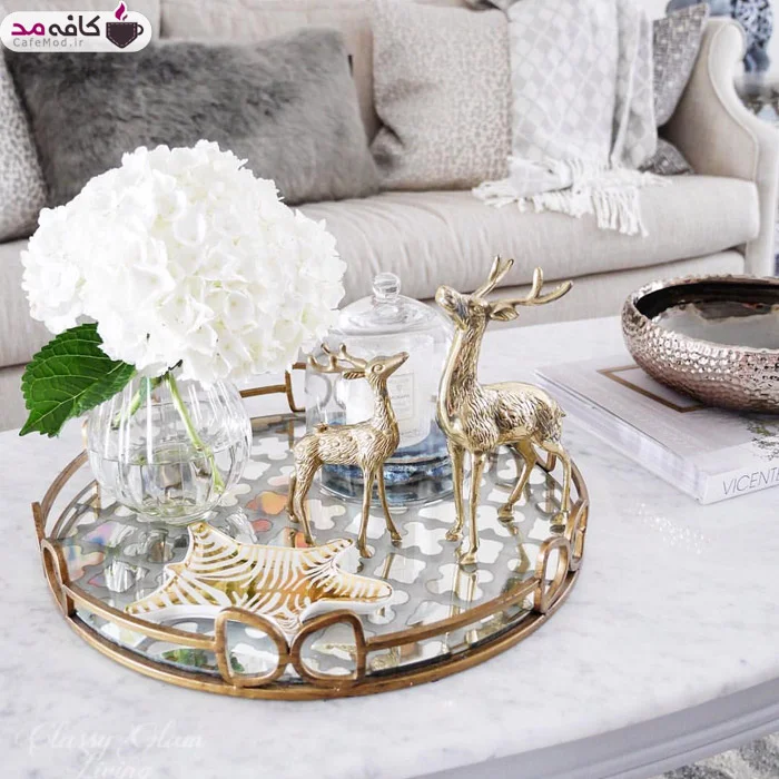 چیدمان میز جلومبلی با اکسسوری