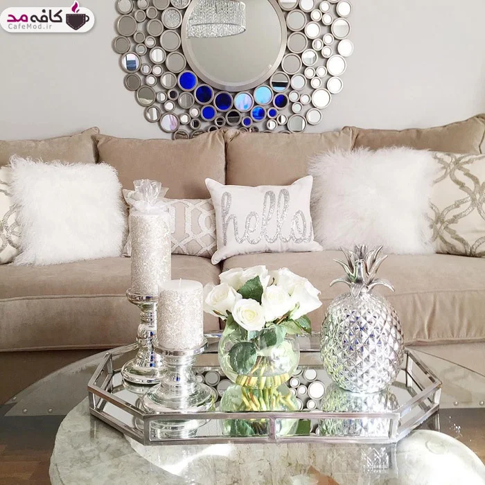 چیدمان میز جلومبلی با اکسسوری