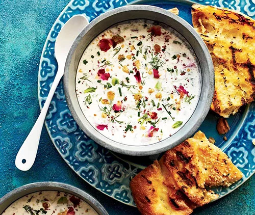 طرز تهیه آبدوغ خیار؛ به استقبال تابستان برویم!
