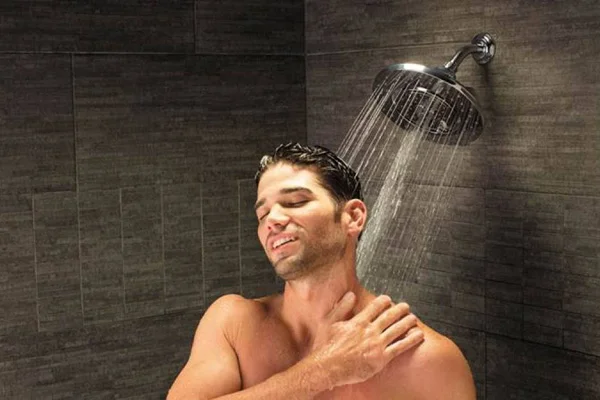 فواید دوش آب سرد