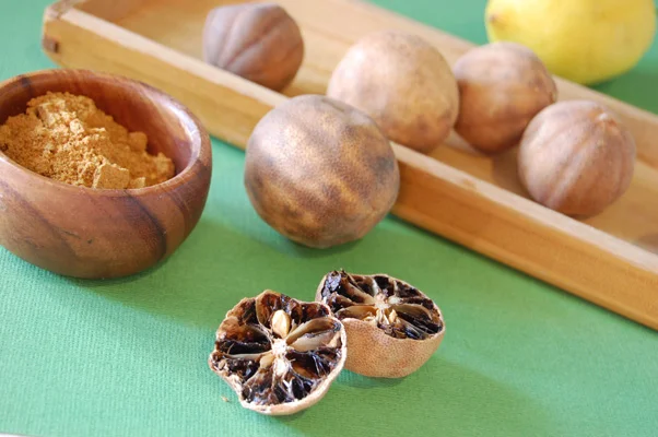 لیمو عمانی خانگی