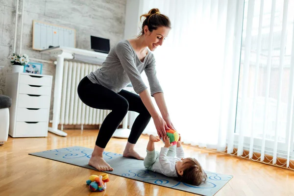 چگونه در دوران شیردهی وزن کم کنیم؟