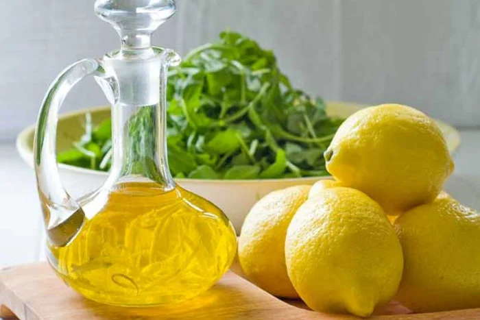 مزیتهای نوشیدن آب لیمو