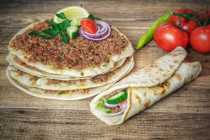 طرز تهیه‌ی نان گوشتی