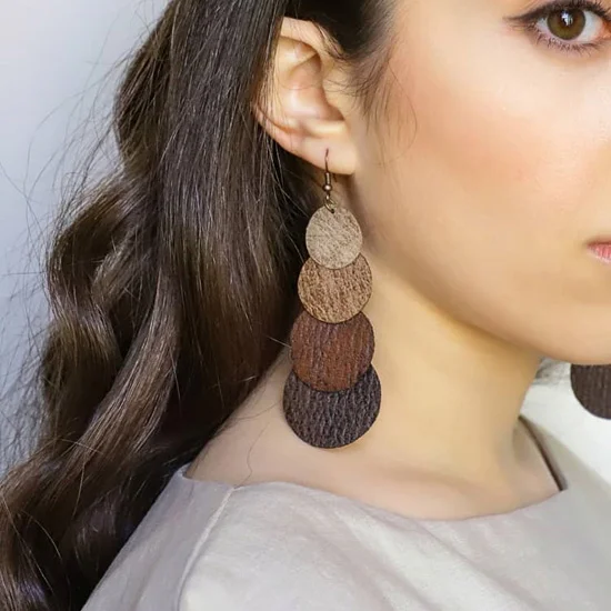 مدل گوشواره دست ساز چرم