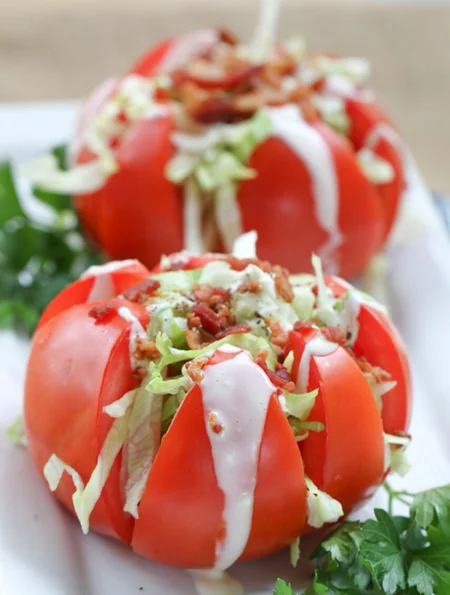 سالاد گوجه شکم پر
