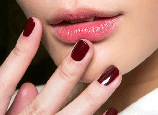 آموزش برداشتن لاک ژل در خانه